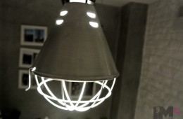 Lampa z piwnicy rodem