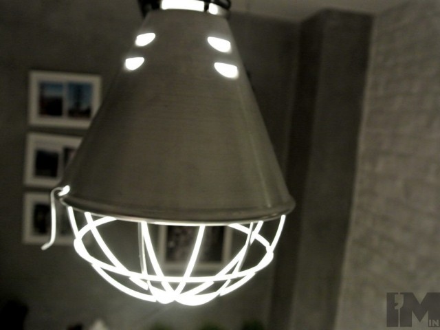 Lampa z piwnicy rodem