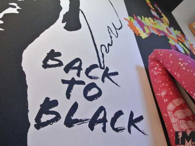 Back To Black [kadr 2.]